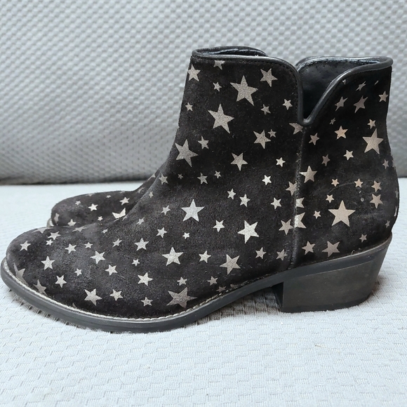 The Shoe Box Black Suede Lthr Silver Stars Zipper Booties Made in Italy Sz38 EUC - Picture 4 of 8
